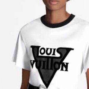 Louis Vuitton 100% Authentic Black and White Logo Tee Shirt Top Logo